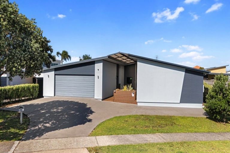 Photo of property in 39 Nautilus Drive, Papamoa Beach, Papamoa, 3118