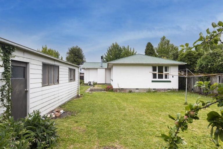 Photo of property in 61 Westburn Terrace, Burnside, Christchurch, 8041