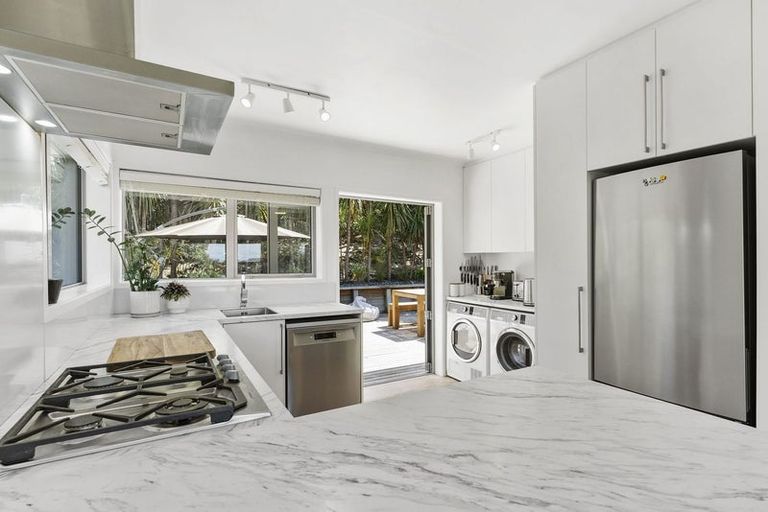 Photo of property in 1/113 Monarch Avenue, Hillcrest, Auckland, 0627