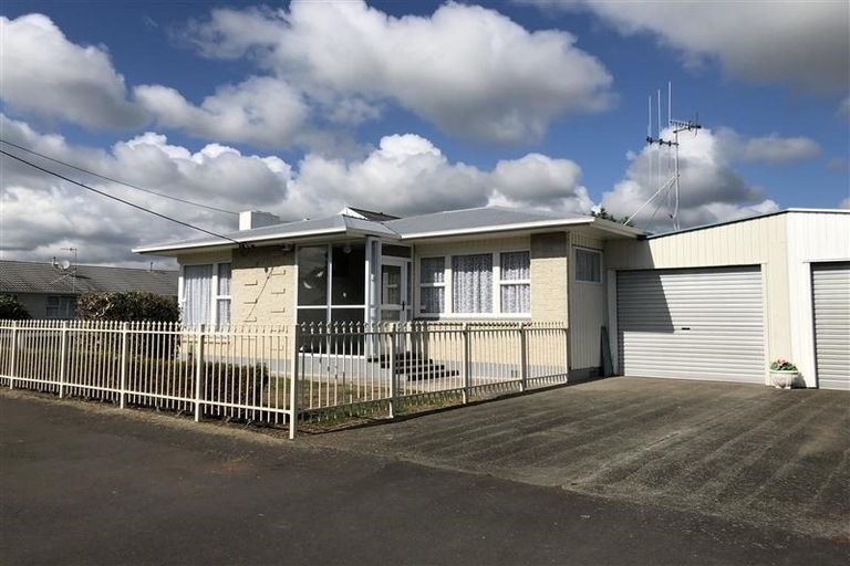 Photo of property in 53 Bath Street, Levin, 5510
