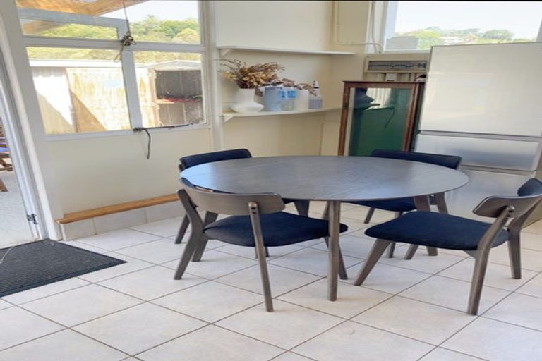 Photo of property in 45 Waverley Street, Onerahi, Whangarei, 0110