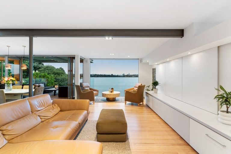 Photo of property in 5/26 Otakau Road, Milford, Auckland, 0620