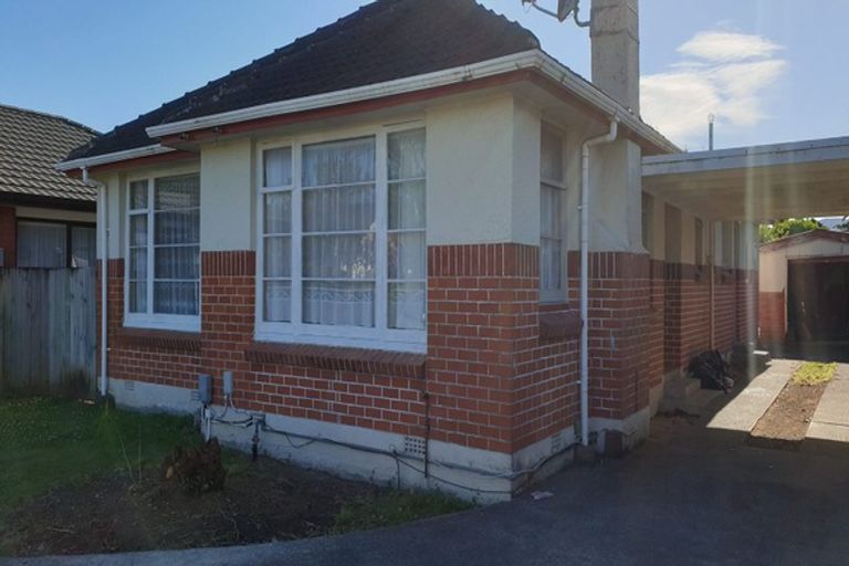 Photo of property in 28 Gibbons Street, Upper Hutt Central, Upper Hutt, 5018