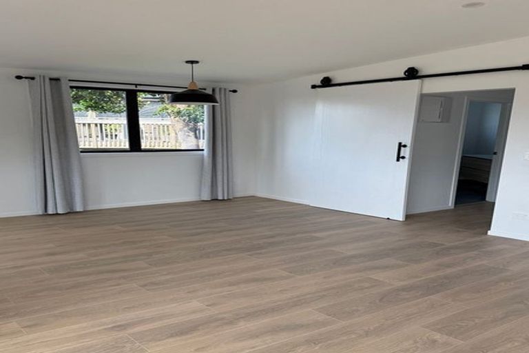 Photo of property in 4 Ferndale Drive, Snells Beach, 0920