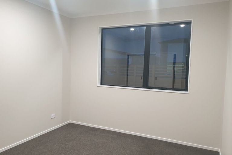Photo of property in 8 Tawhiti Road, Pukekohe, 2120
