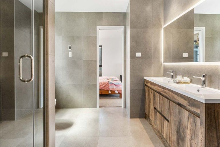 Photo of property in 116 Lisle Farm Drive, Pukekohe, 2120