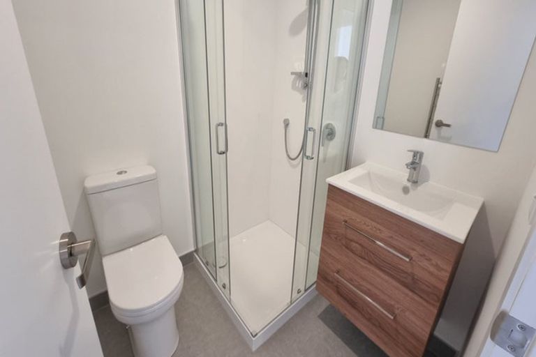 Photo of property in 4/168 Rosebank Road, Avondale, Auckland, 1026