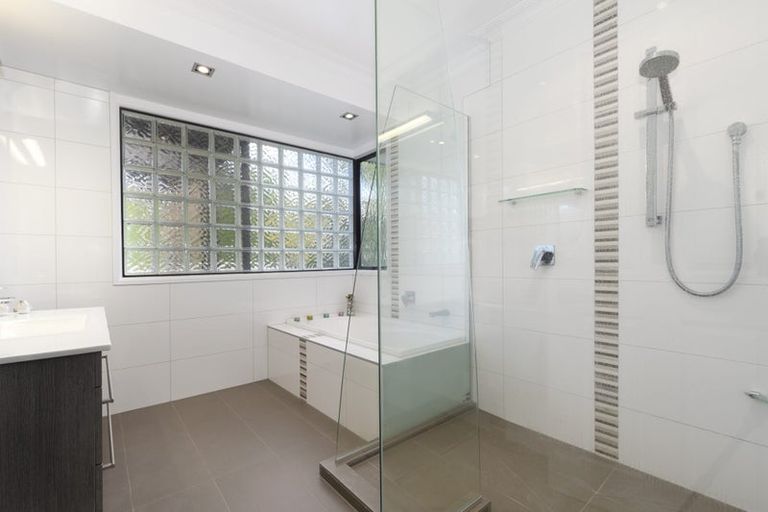 Photo of property in 43 Freyberg Street, Otumoetai, Tauranga, 3110