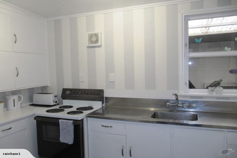 Photo of property in 10 Alexander Street, Awapuni, Palmerston North, 4412