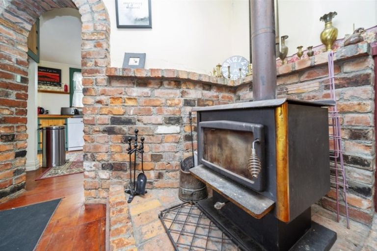 Photo of property in 46 Vogel Street, Hawera, 4610