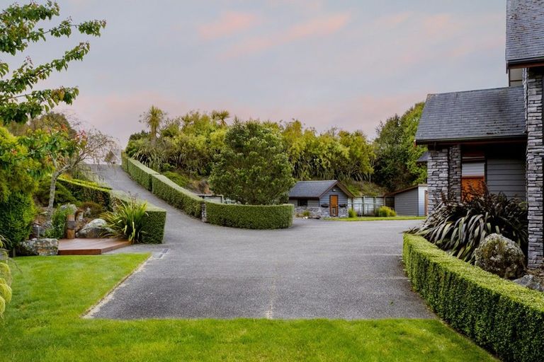 Photo of property in 121 Highland Drive, Acacia Bay, Taupo, 3385