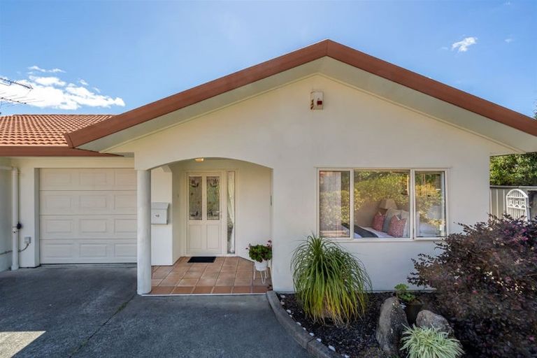 Photo of property in 10 Palmgreen Court, Stanmore Bay, Whangaparaoa, 0932