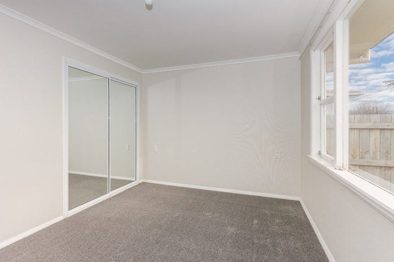 Photo of property in 19 Leeds Street, Milson, Palmerston North, 4414