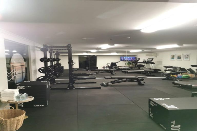 Photo of property in 2/51 Dive Crescent, Tauranga, 3110