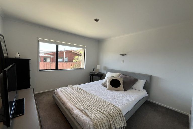 Photo of property in 76 Oranga Street, Westown, New Plymouth, 4310