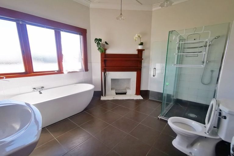 Photo of property in 22 Storey Avenue, Forest Lake, Hamilton, 3200