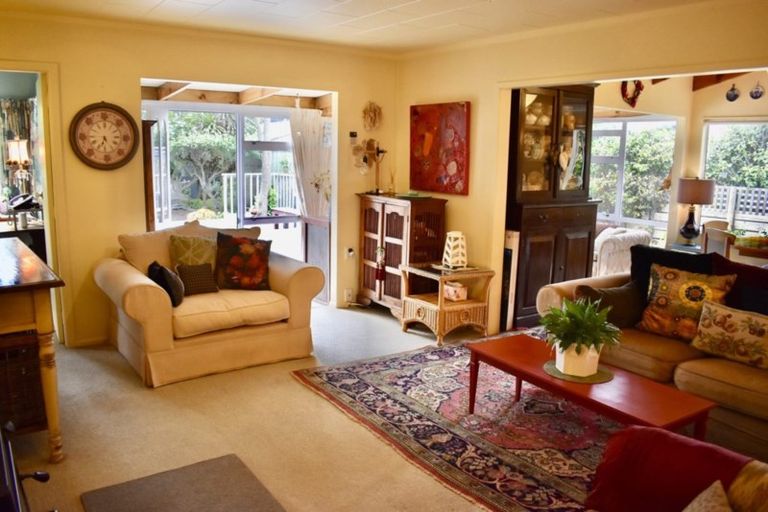 Photo of property in 30 Kapiti Lane, Otaki Beach, Otaki, 5512