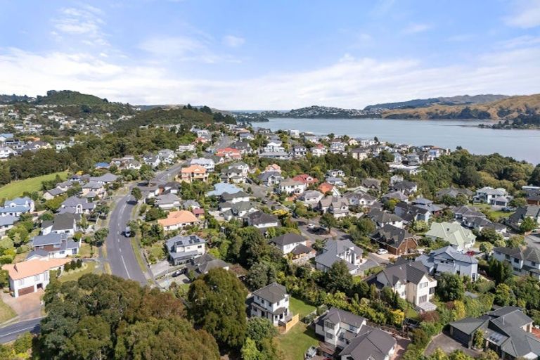 Photo of property in 69 Joseph Banks Drive, Whitby, Porirua, 5024