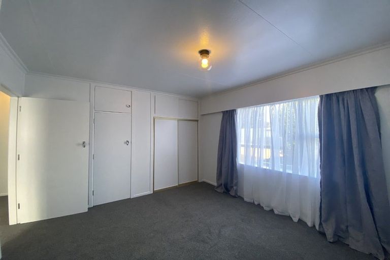 Photo of property in 6 Euclid Street, Vogeltown, New Plymouth, 4310