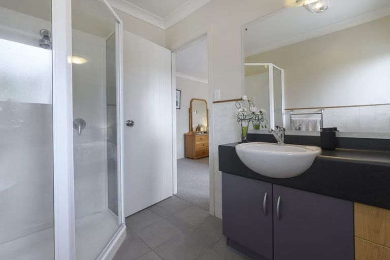 Photo of property in 27 Harbelle Close, Bethlehem, Tauranga, 3110