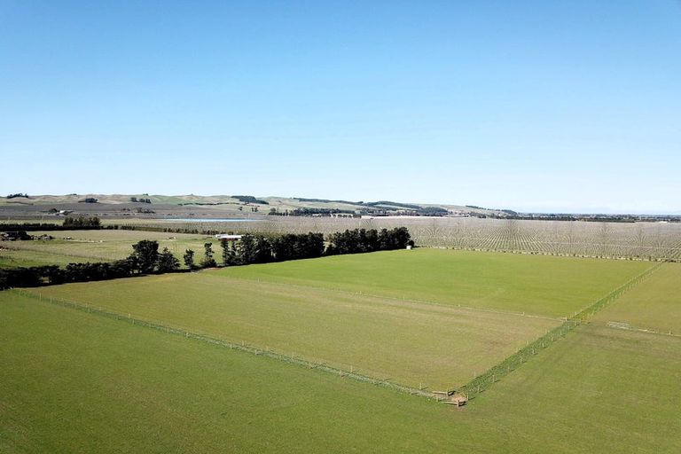 Photo of property in 136 Purchas Road, Glasnevin, Amberley, 7482