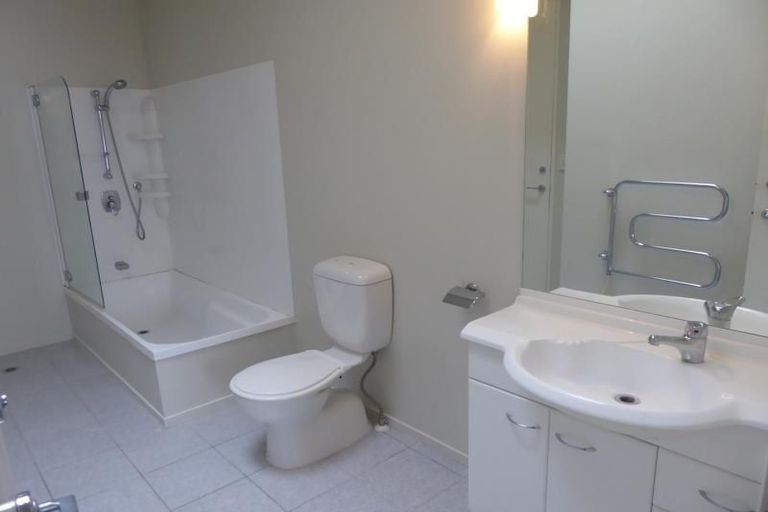 Photo of property in De Vere Apartments, 25/23 Tennyson Street, Te Aro, Wellington, 6011
