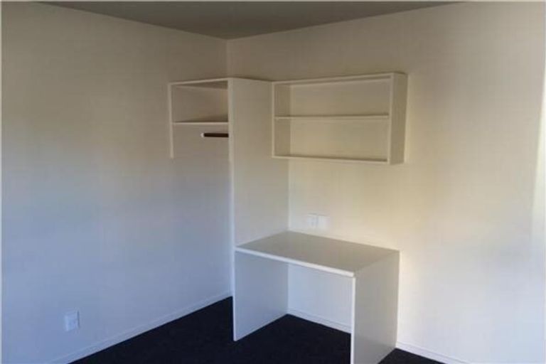 Photo of property in 120c Elizabeth Street, Riccarton, Christchurch, 8041