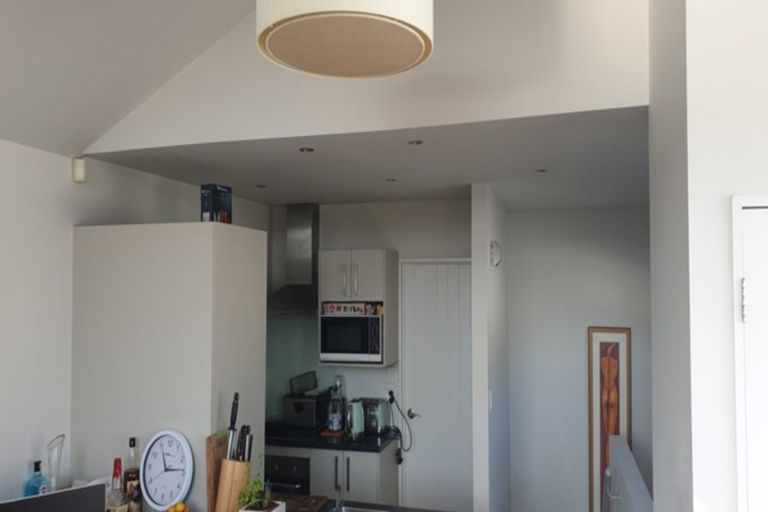 Photo of property in 2/473 Barbadoes Street, Edgeware, Christchurch, 8013