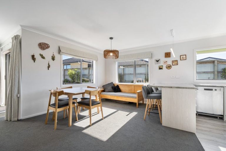 Photo of property in 9 Forbes Road, Foxton Beach, Foxton, 4815