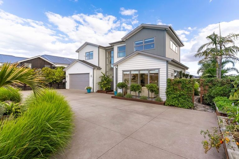 Photo of property in 57 Eighth View Avenue, Beachlands, Auckland, 2018