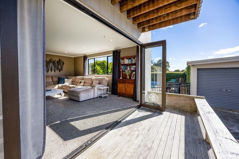 Photo of property in 19 Coronation Avenue, Pukekohe, 2120