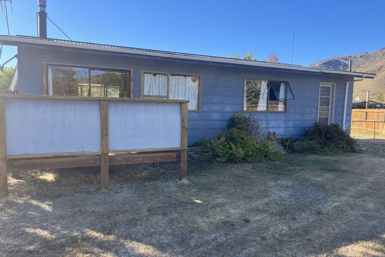 Photo of property in 15 Totara Peak Crescent, Omarama, 9412