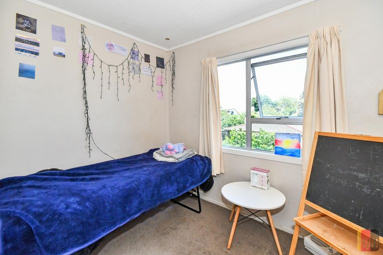 Photo of property in 13 Huber Street, Weymouth, Auckland, 2103
