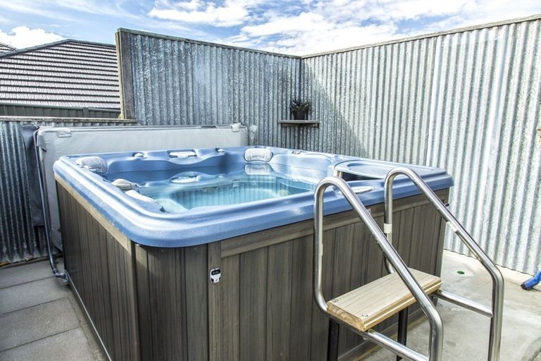 Photo of property in 6 Madison Lane, Cromwell, 9310