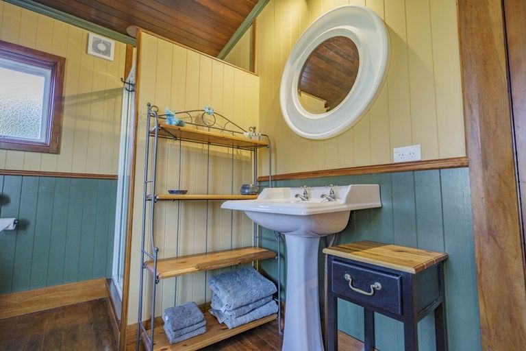Photo of property in 3 Castle Street, Riverton/aparima, Riverton, 9822