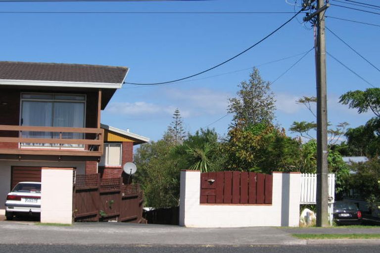Photo of property in 14a County Road, Torbay, Auckland, 0630