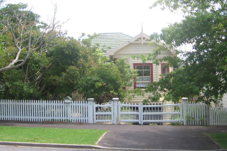 Photo of property in 5 High Street, Devonport, Auckland, 0624