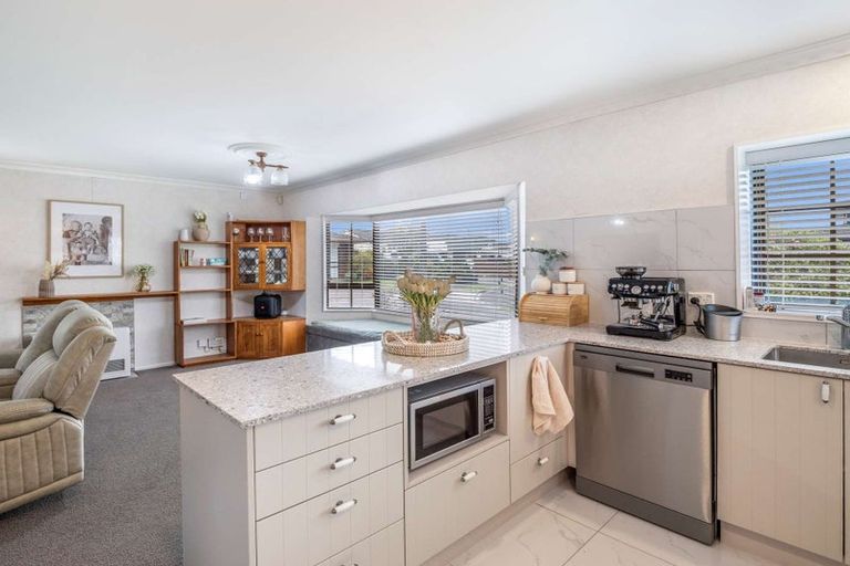 Photo of property in 5 Hampton Place, Springvale, Whanganui, 4501