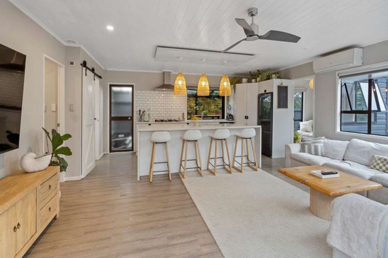 Photo of property in 37b Simpson Road, Papamoa Beach, Papamoa, 3118