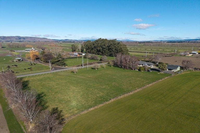 Photo of property in 102 Huntly Road, Outram, 9073