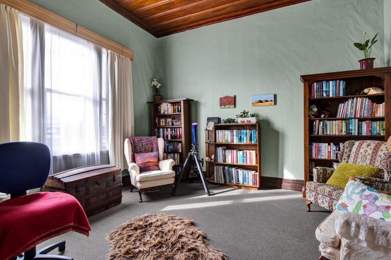 Photo of property in 49 Egmont Street, Hawera, 4610