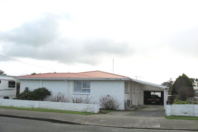Photo of property in 20 Cargill Street, Waikiwi, Invercargill, 9810
