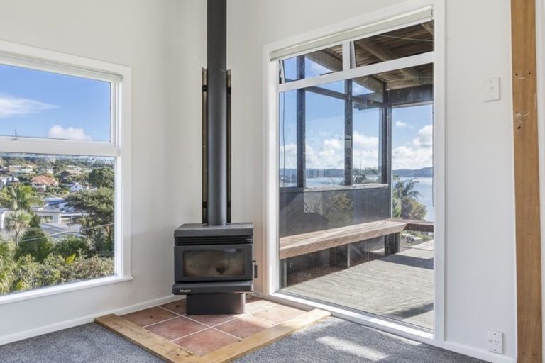 Photo of property in 46 Duncansby Road, Stanmore Bay, Whangaparaoa, 0932