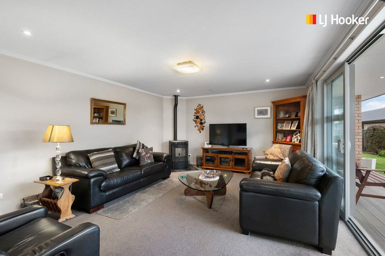 Photo of property in 169 Wingatui Road, Mosgiel, 9024