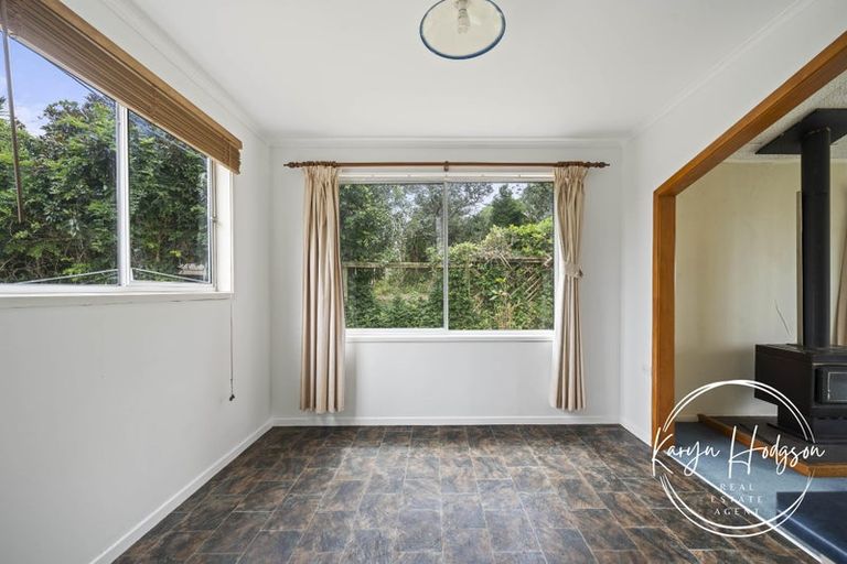 Photo of property in 26 Whaka Street, Maungaturoto, 0520