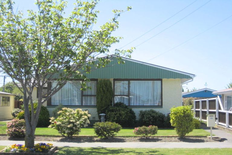 Photo of property in 10 Fairford Street, Bishopdale, Christchurch, 8053