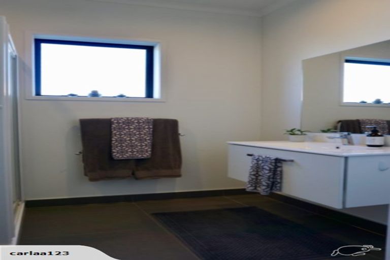 Photo of property in 8 Saltmarsh Road, Hobsonville, Auckland, 0616