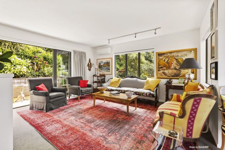 Photo of property in 26 Futuna Close, Karori, Wellington, 6012