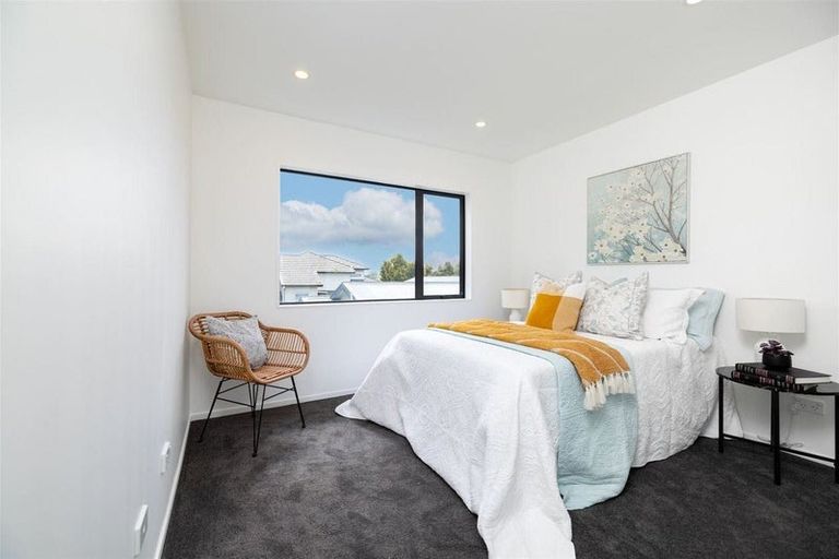 Photo of property in 8/143 Portage Road, New Lynn, Auckland, 0600