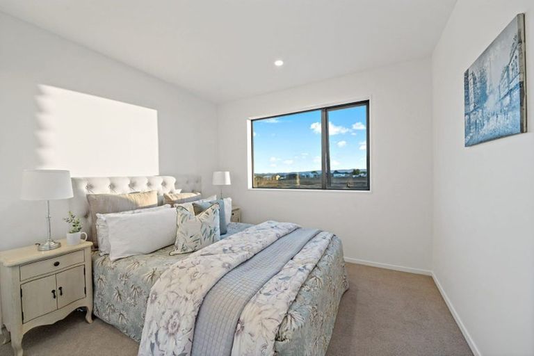 Photo of property in 166 Squadron Drive, Hobsonville, Auckland, 0616